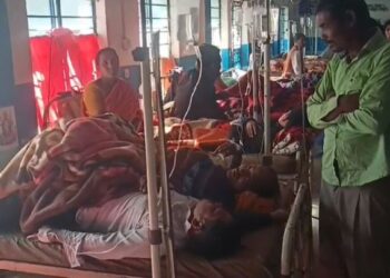 माथाभांगा में खिचड़ी खाने से 50 लोग बीमार