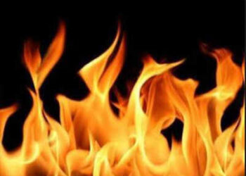 क्रिसमस से पहले बंडेल चर्च के पास मेले में लगी आग