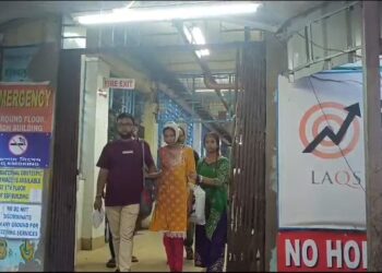दुकान की छत गिरने से छह कांवरिए घायल