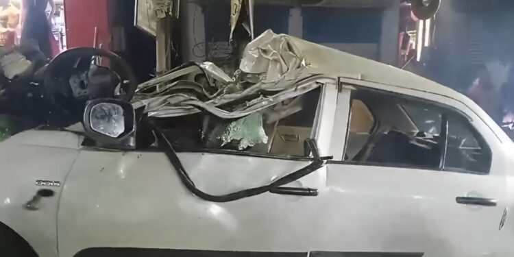 सड़क दुर्घटना में दो की मौत