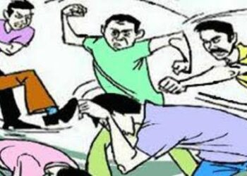 बच्चा चोर होने के संदेह में सामूहिक पिटाई