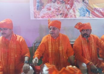 रामनवमी की शोभायात्रा में शामिल कल्याण बनर्जी, भाजपा ने बताया चुनावी हिंदू