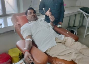 रिषड़ा के सनी ने उज्जैन में किया 67वां रक्तदान