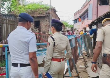 युवक की हत्या के बाद हुगली में तनाव
