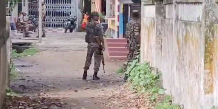 शेयर में निवेश के नाम पर धोखाधड़ी! आरामबाग में दफ्तरों, घरों और रिसॉर्ट पर ईडी की छापेमारी